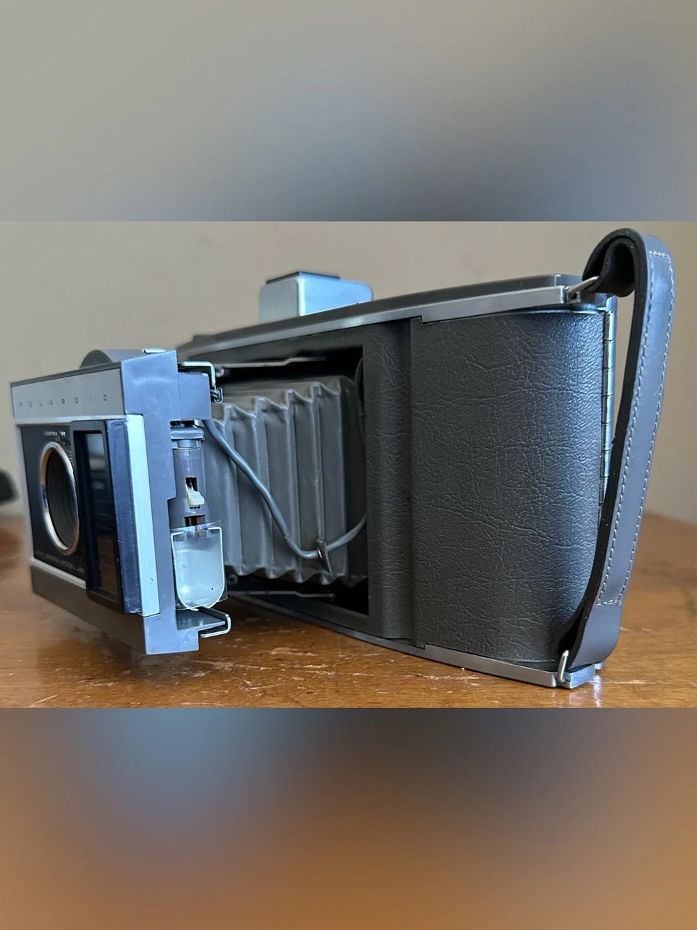 Vintage Polaroid Land Camera Model J66 Instant Film Photo Folding Camera w/ Case